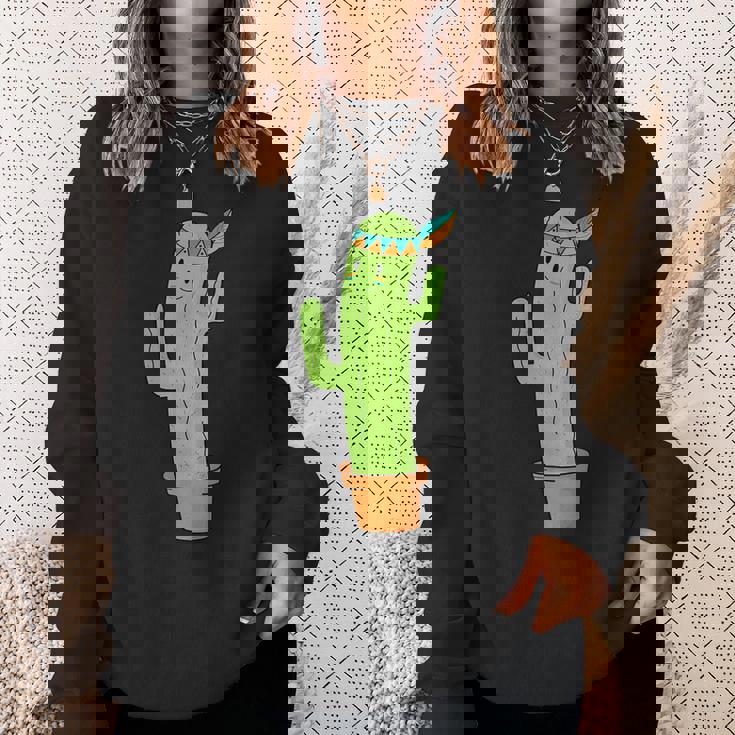 先住民のサボテンと頭飾りと羽 スウェットシャツ 彼女への贈り物