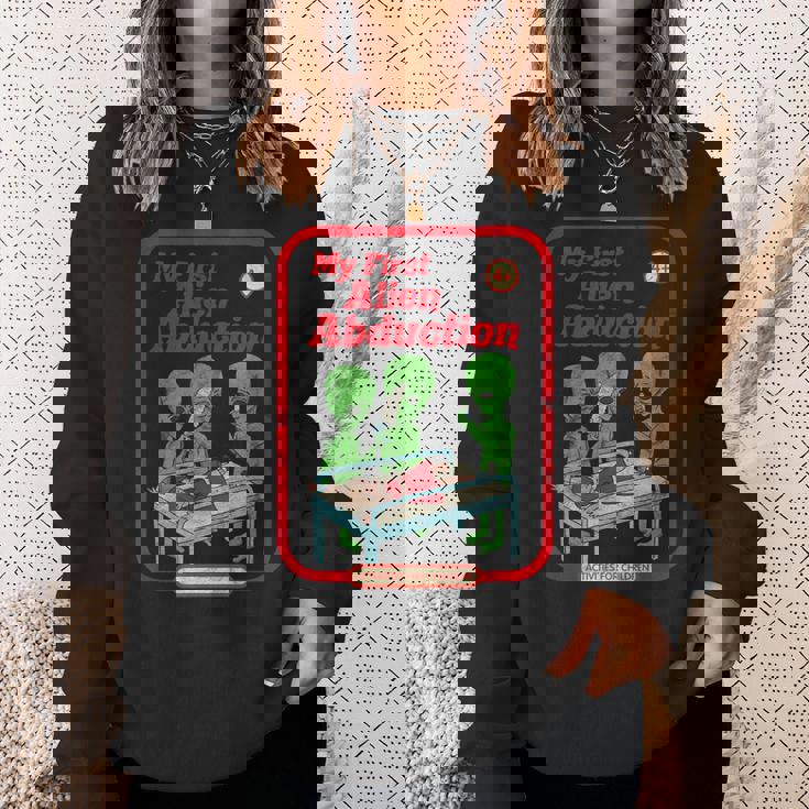 初めてのエイリアンアブダクション ヴィンテージチャイルドゲーム ホラーゴスパンク スウェットシャツ 彼女への贈り物