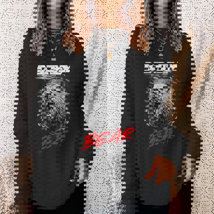 子グマを守る自慢のパパベア スウェットシャツ 彼女への贈り物