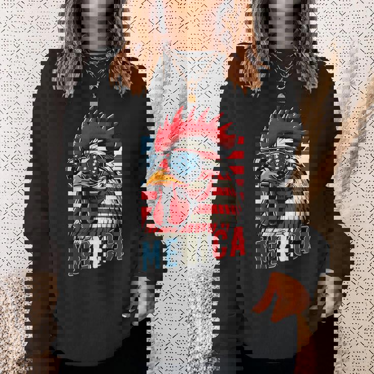 愛国心が強いチキンメリカ アメリカ国旗 鶏好き 7月4日 スウェットシャツ 彼女への贈り物