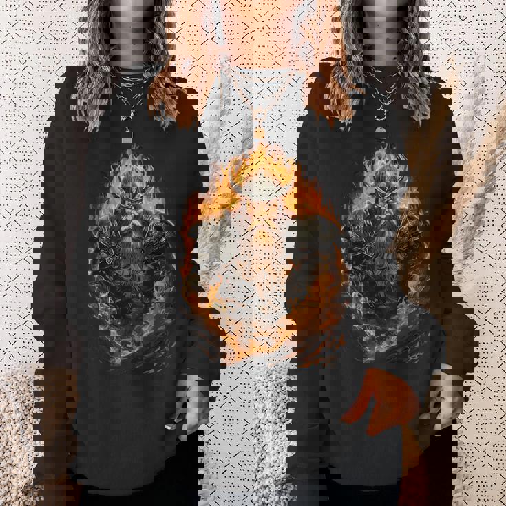 戦いの最中の獰猛なヴァイキング戦士 スウェットシャツ 彼女への贈り物