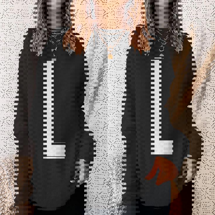 文字l アルファベットモノグラム イニシャル スウェットシャツ 彼女への贈り物