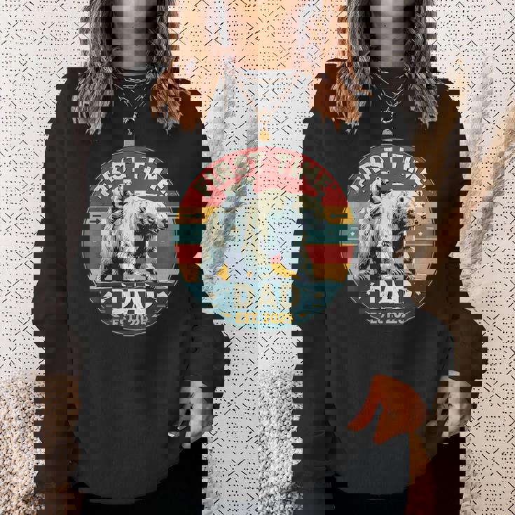 新しいお父さんと赤ちゃん熊の初めての父の日エスト2025 スウェットシャツ 彼女への贈り物