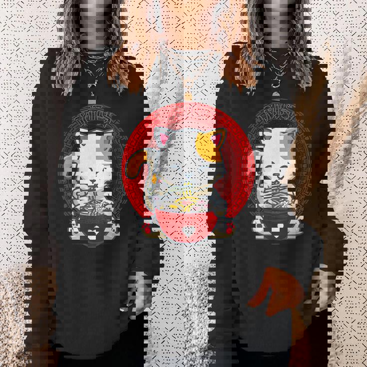 日本のカワイイ アニメ 猫 麺丼 猫 ラーメンを食べる スウェットシャツ 彼女への贈り物