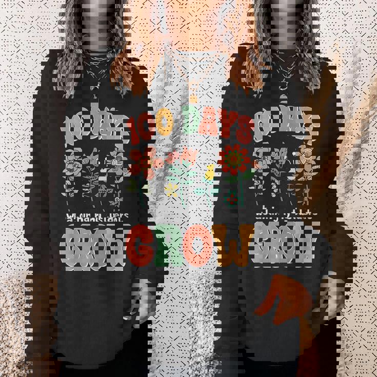 生徒たちの成長を見守る100日 学校教師の100日 スウェットシャツ 彼女への贈り物