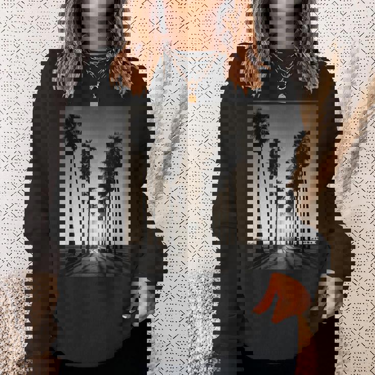 白黒写真 ヤシの木の夕日 ビンテージ写真 スウェットシャツ 彼女への贈り物