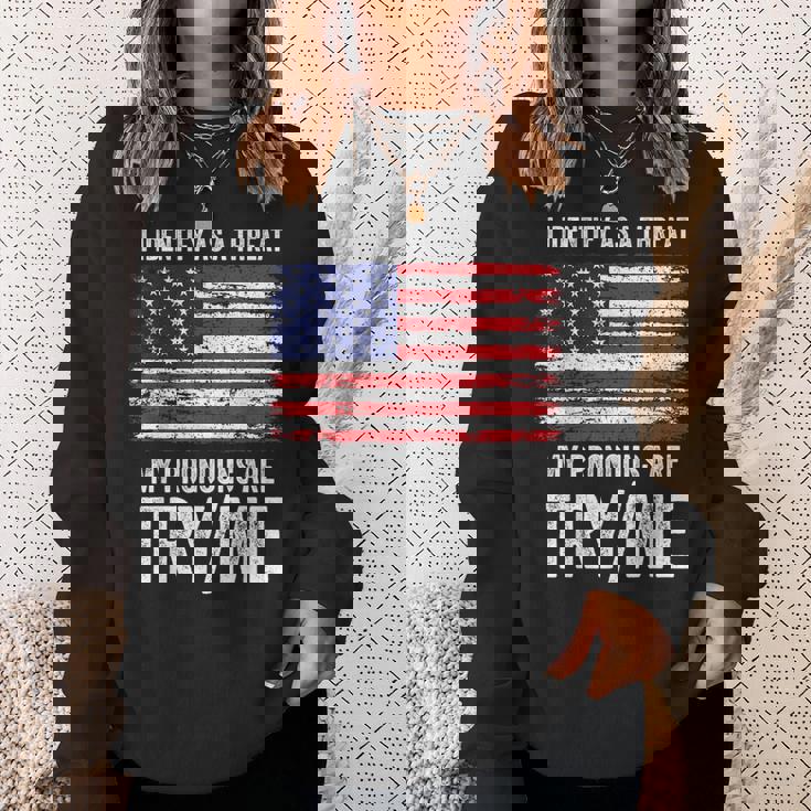 私が脅威だと判断した私の代名詞を試してみる私 スウェットシャツ 彼女への贈り物