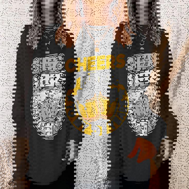 私の51歳に乾杯とビールビールメン51歳の誕生日 スウェットシャツ 彼女への贈り物