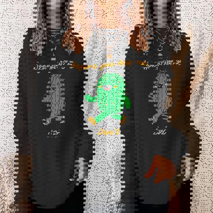 私を抱きしめる前にしないでください スウェットシャツ 彼女への贈り物