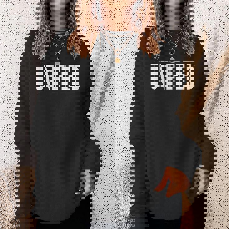 統一 スウェットシャツ 彼女への贈り物