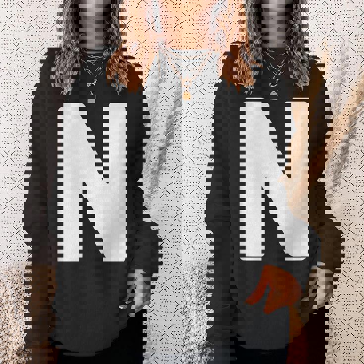 英文字 N 大文字 アルファベット モノグラム イニシャル スウェットシャツ 彼女への贈り物