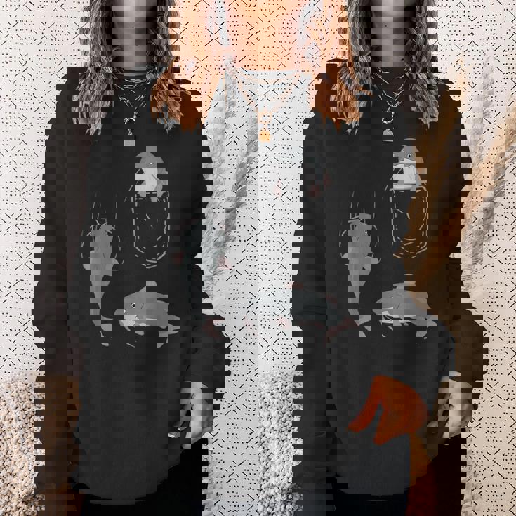 袋に入った魚 ナマズ スウェットシャツ 彼女への贈り物