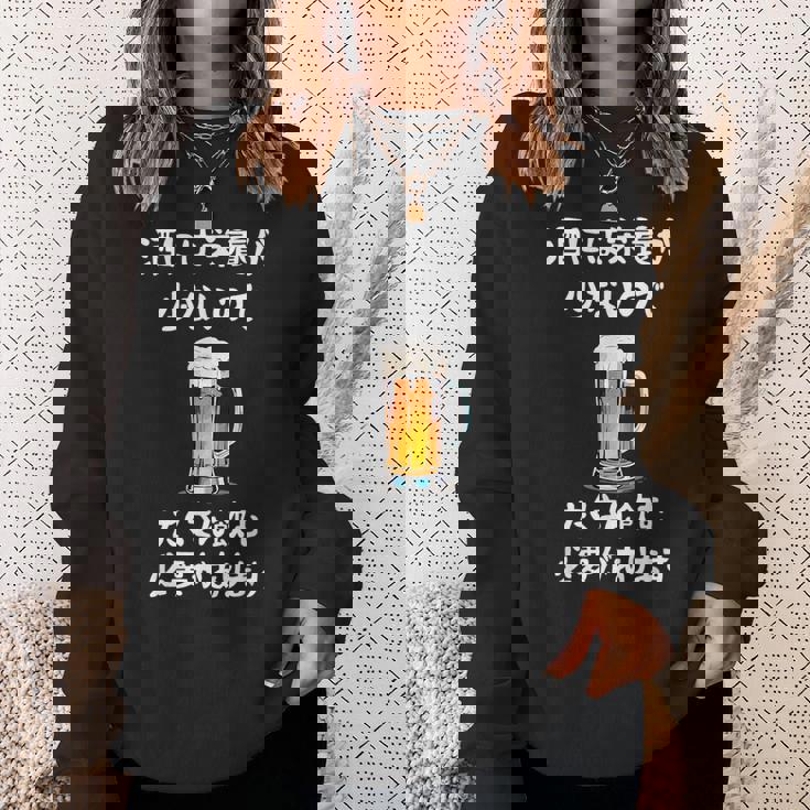 酒には栄養が少ないのでたくさん飲む必要があります ネタ 酒好き ビール好き ジョーク 酒カス 酒呑み おもしろ スウェットシャツ 彼女への贈り物