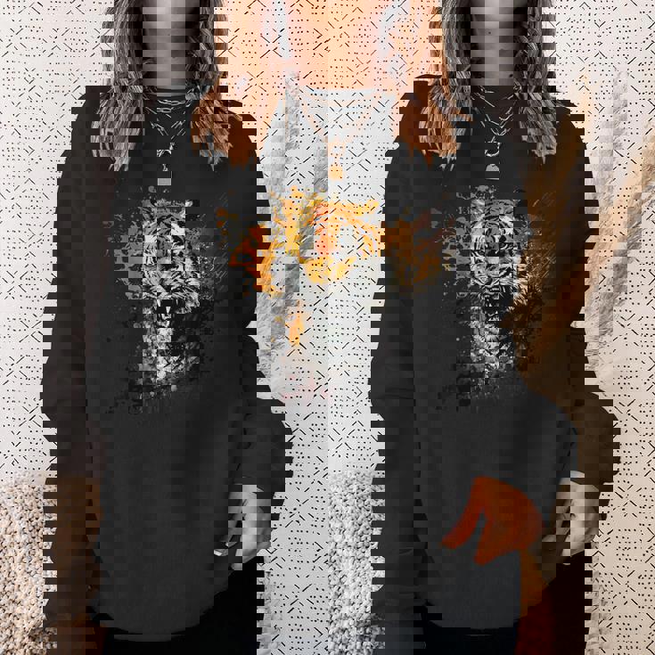 野生動物愛好家のためのアングリータイガー グラフィック スウェットシャツ 彼女への贈り物