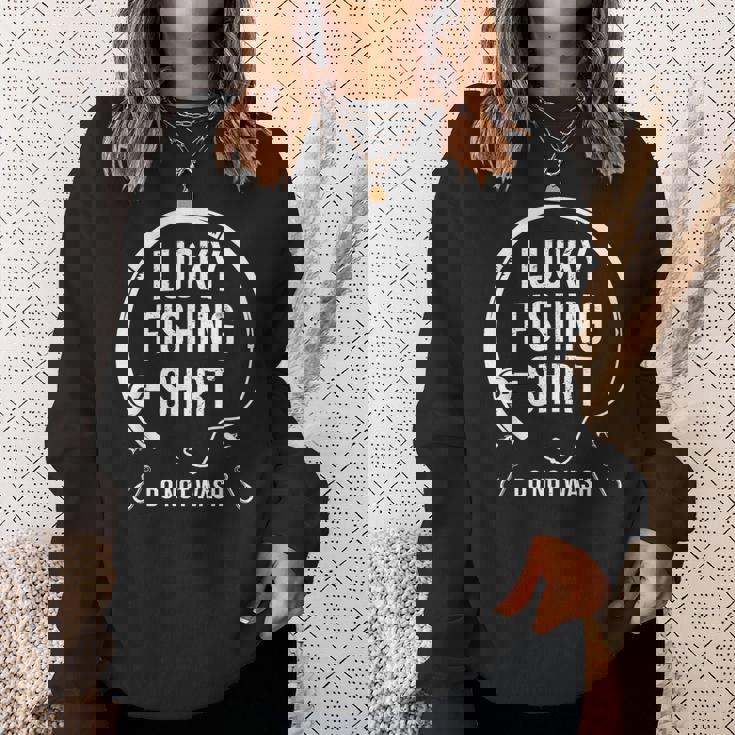 釣り好き 釣りに行きたい ゲン担ぎ ラッキーアイテム 釣り好きな人へのプレゼント 面白い キャンプ 趣味 漁師 釣り スウェットシャツ 彼女への贈り物