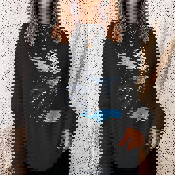 銀河 宇宙 ジンベエザメ シロイルカ ザトウクジラ 海洋 オルカ クジラ スウェットシャツ 彼女への贈り物