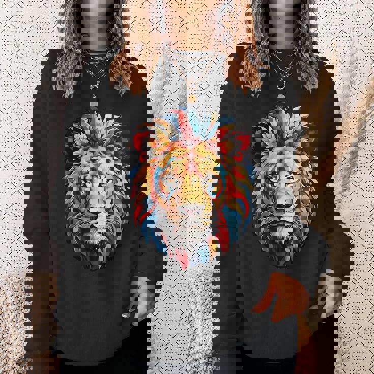 雄大なライオンヘッド 赤、黄、青の芸術的なたてがみ スウェットシャツ 彼女への贈り物