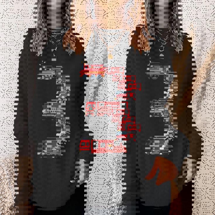 面白い3歳の幼児消防士キッズ消防車3位 スウェットシャツ 彼女への贈り物