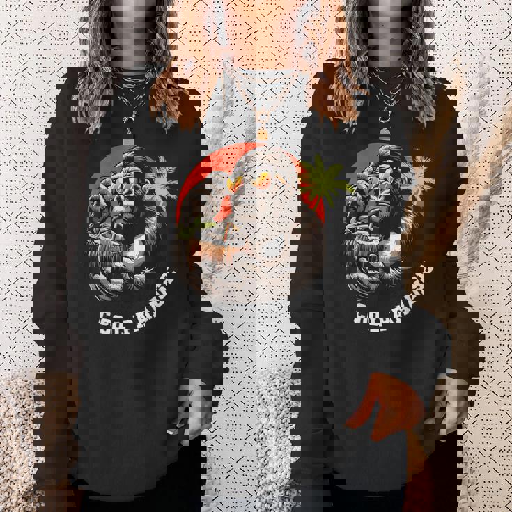 面白いゴリラココナッツグラフィックデザインギフトアイデア スウェットシャツ 彼女への贈り物