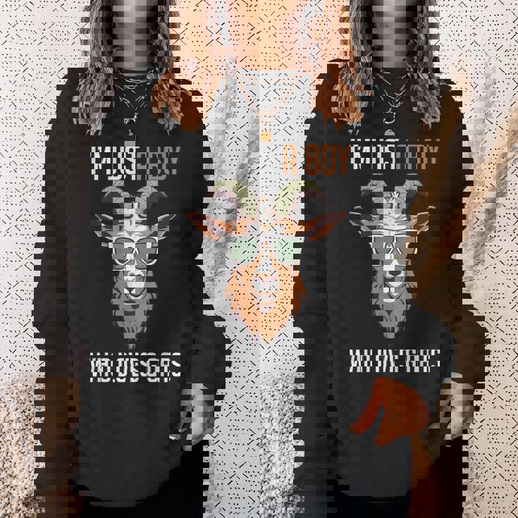 面白い農場の動物 ヤギ好き ただの少年 ヤギが大好きな人 スウェットシャツ 彼女への贈り物