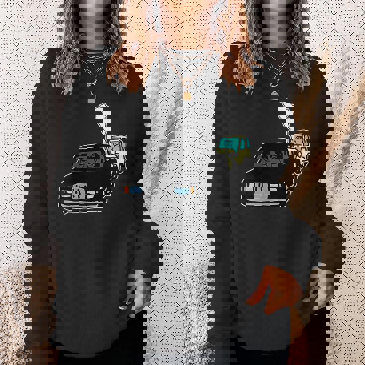 黒塗りの高級車よりも怖い無車検の軽自動車 スウェットシャツ 彼女への贈り物