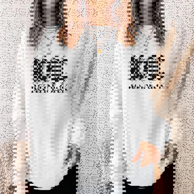 AcDcロックミュージックバンドバックブラックロゴ。 スウェットシャツ 彼女への贈り物
