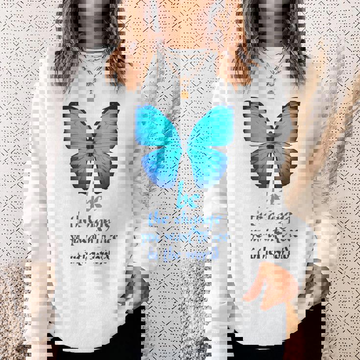 Be The Change 蝶 スウェットシャツ 彼女への贈り物