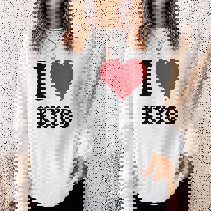 I Heart Kyo ファーストネーム I Love パーソナライズ スウェットシャツ 彼女への贈り物