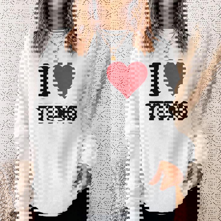 I Heart Yuno ファーストネーム I Love パーソナライズ スウェットシャツ 彼女への贈り物