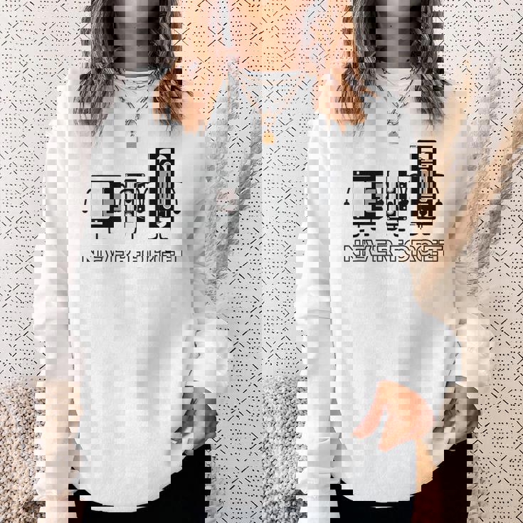 Never Forget カセットテープhs ゲーマー オールドスクール 面白い スウェットシャツ 彼女への贈り物