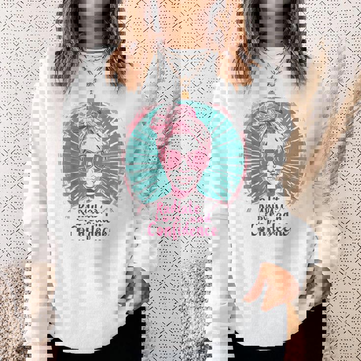 Radiate Love And Confidence Body Positive レトロ ポップアート スウェットシャツ 彼女への贈り物