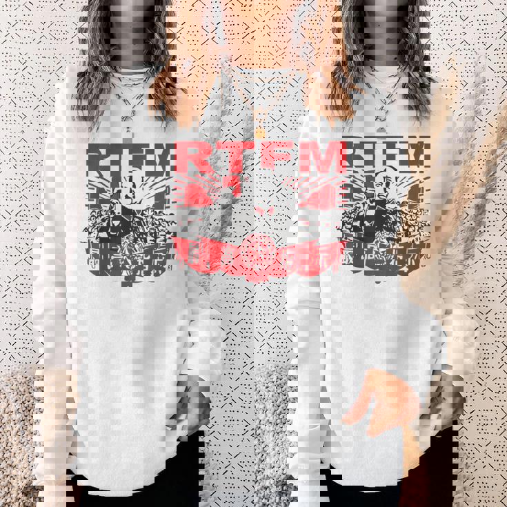 Rtfm ミームをマップ スウェットシャツ 彼女への贈り物