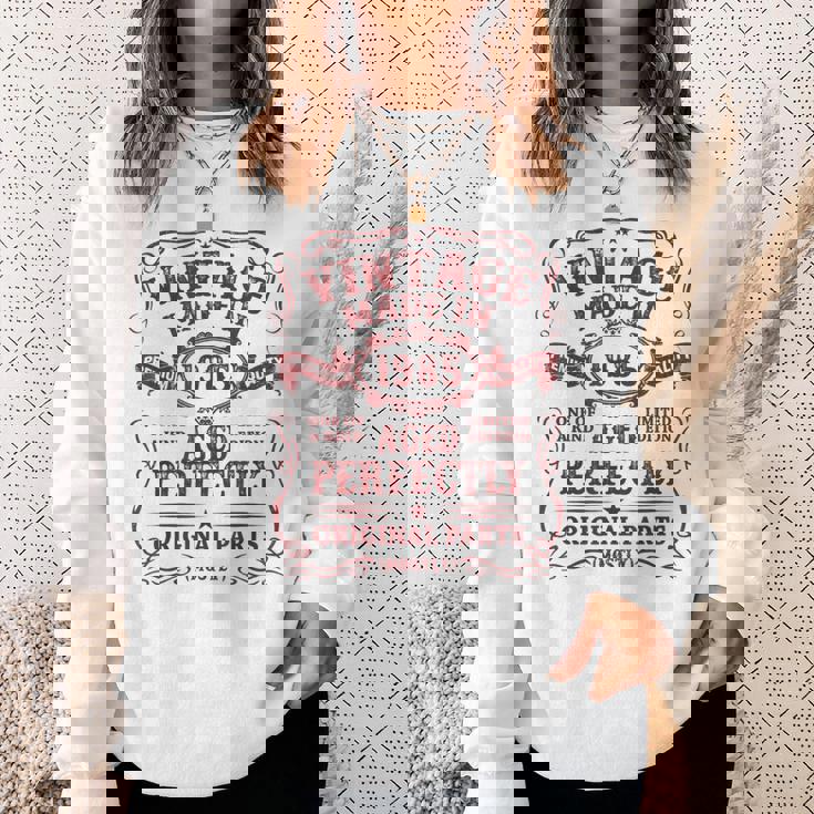 Vintage Made In 1985 The Man Myth Legend 39 Year Old スウェットシャツ 彼女への贈り物