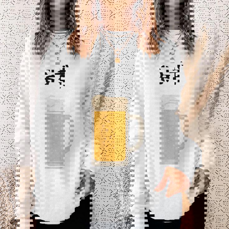 【みず】ビール 酒 生ビール 水 酒好き 飲酒 おもしろ 面白い ネタ ウケ狙い お酒 かわいい かっこいい シュール スウェットシャツ 彼女への贈り物