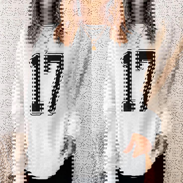 【バックプリント・背中側】17 数字 背番号 ユニフォーム ナンバー【ブラック／黒の文字】スポーツ 野球 サッカー 部活 スウェットシャツ 彼女への贈り物