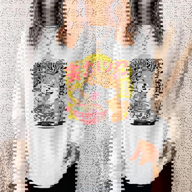 かわいい 柴犬 ラーメン好き おもしろい 日本犬 長袖tシャツ スウェットシャツ 彼女への贈り物