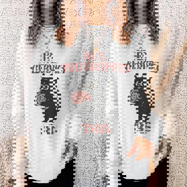 この脳みそのかわいい黒猫のミームを落とした 長袖tシャツ スウェットシャツ 彼女への贈り物