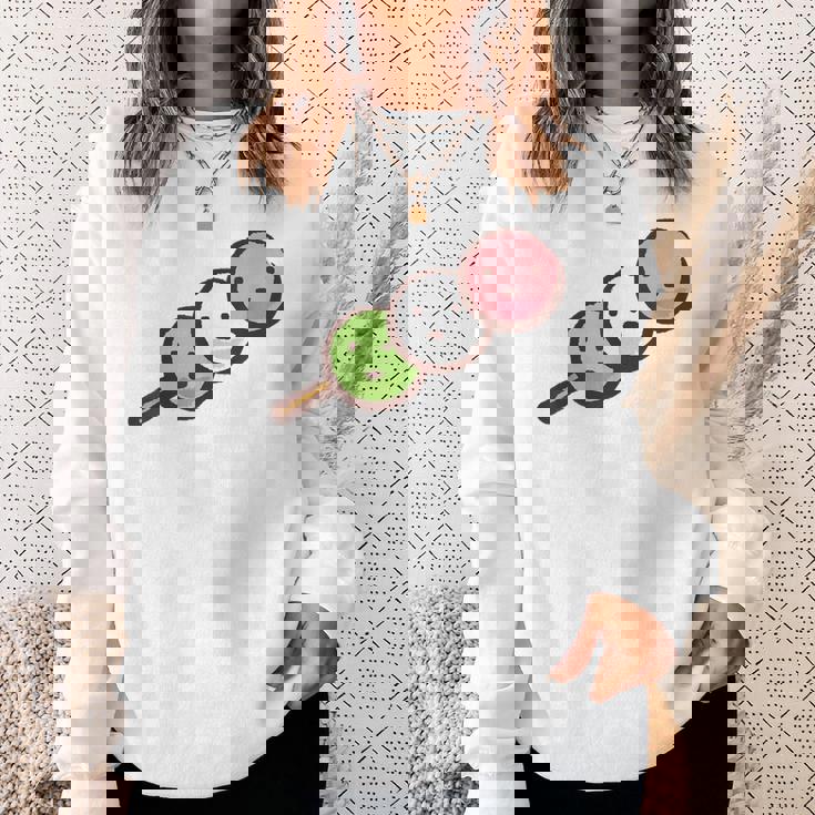 だんご 団子 和菓子 花見団子 三色団子 三兄弟 だんご好き かわいい おもしろ スウェットシャツ 彼女への贈り物