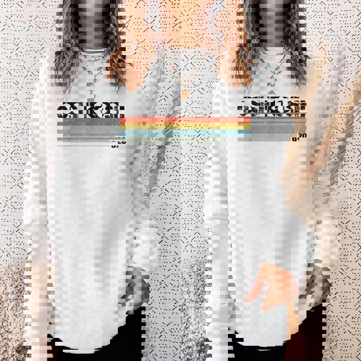 オシュコシュ、ウィスコンシン州エリアコード 920 レトロヴィンテージスタイルtシャツ スウェットシャツ 彼女への贈り物