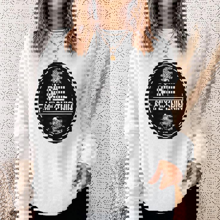 オニール・ファミリー・リユニオン俺たちのルーツ・イズ・ストロング・ツリー スウェットシャツ 彼女への贈り物