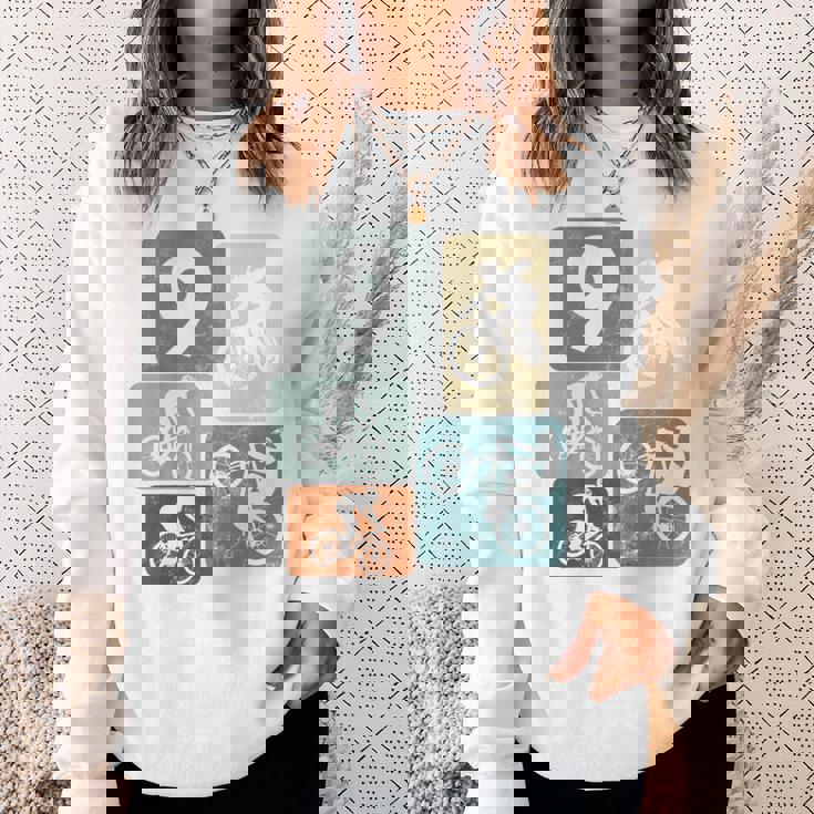 キッズ 9歳の男の子サイクリスト9歳の誕生日バイクマウンテンバイク スウェットシャツ 彼女への贈り物