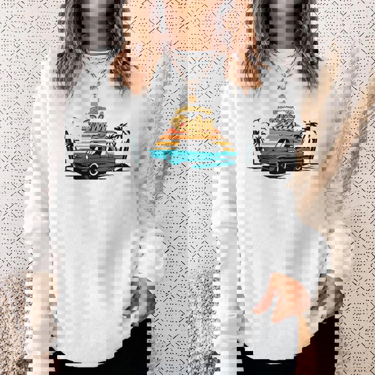 キューバ ヴィンテージカー ラム酒 葉巻 ビーチ 夕日 サーフボード ヤシの木 ハバナ ギフト お土産 太陽 カリブ海 スウェットシャツ 彼女への贈り物