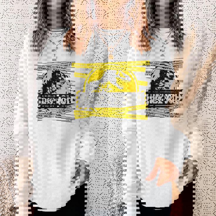 ジュラシック・ワールド Endangeredtriceratops スウェットシャツ 彼女への贈り物