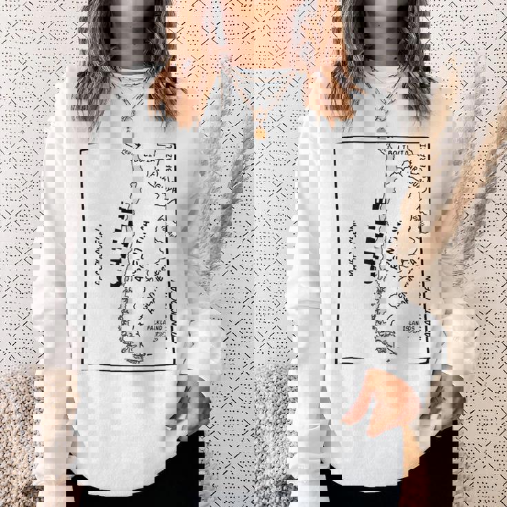 チリと近隣諸国の手描き黒線地図 スウェットシャツ 彼女への贈り物