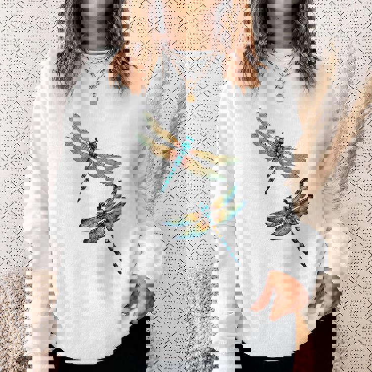 トンボ、飛ぶ昆虫のトンボ、トンボ。 スウェットシャツ 彼女への贈り物