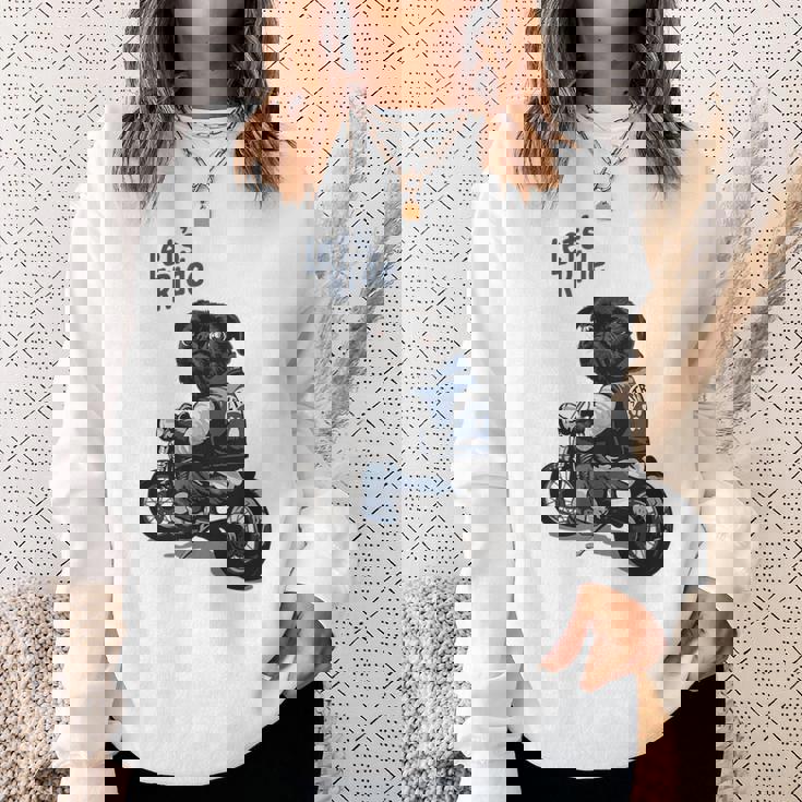 バイクに乗る面白いパグ犬レッツライド スウェットシャツ 彼女への贈り物