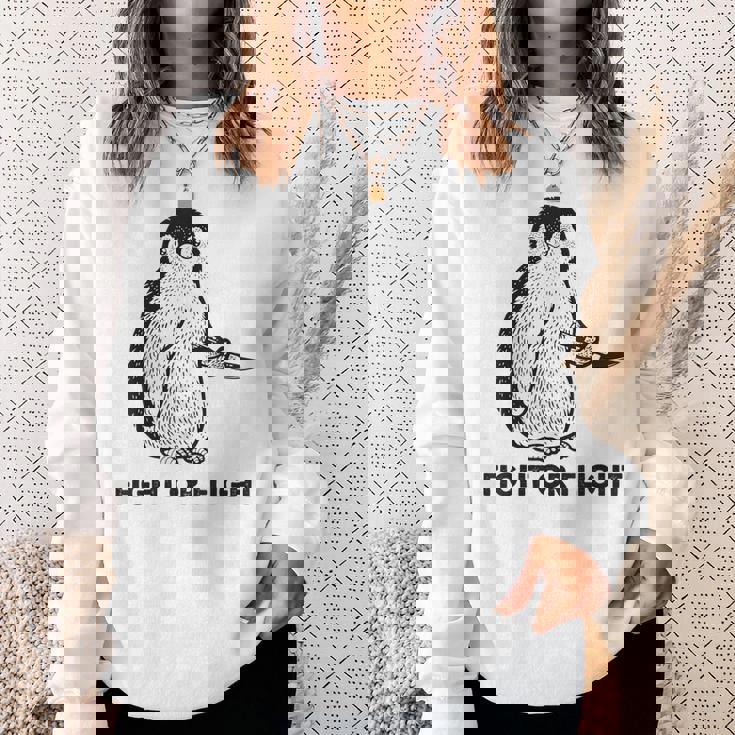 ファイト・オア・フライト・ファニー・ペンギン・パンク スウェットシャツ 彼女への贈り物