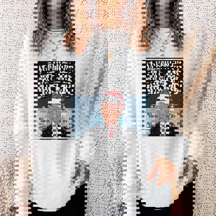 ホワイトハウスのクリスマス・トランプ・ファニー・ホリデーを夢見ている 長袖tシャツ スウェットシャツ 彼女への贈り物