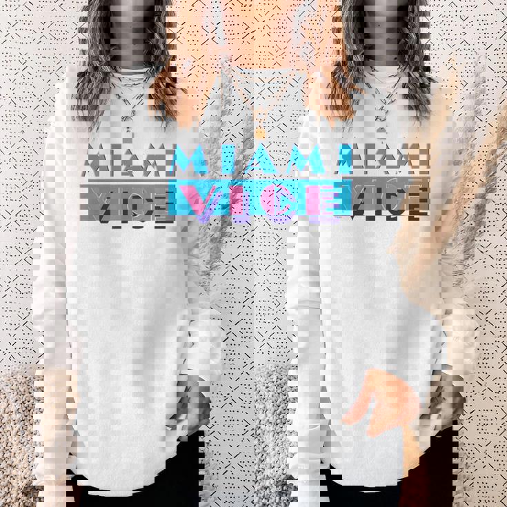 マイアミバイスのロゴ スウェットシャツ 彼女への贈り物