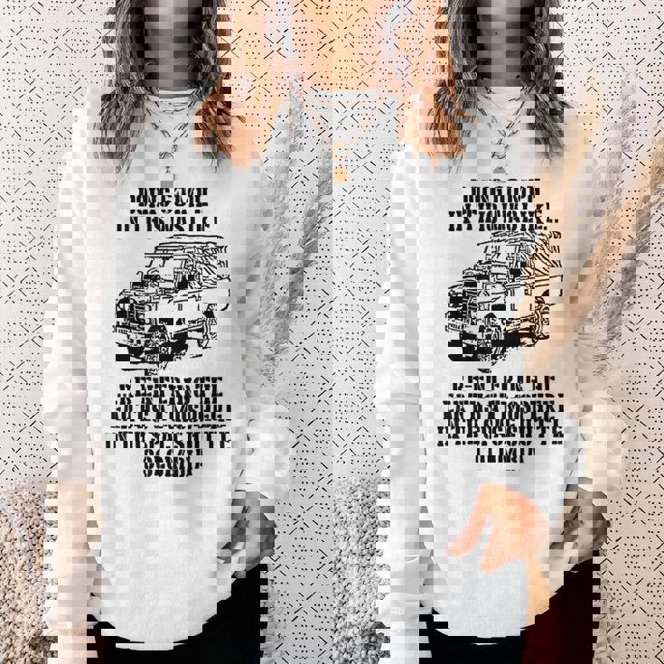 ミリタリーユーモア ランドローバーのファン スウェットシャツ 彼女への贈り物